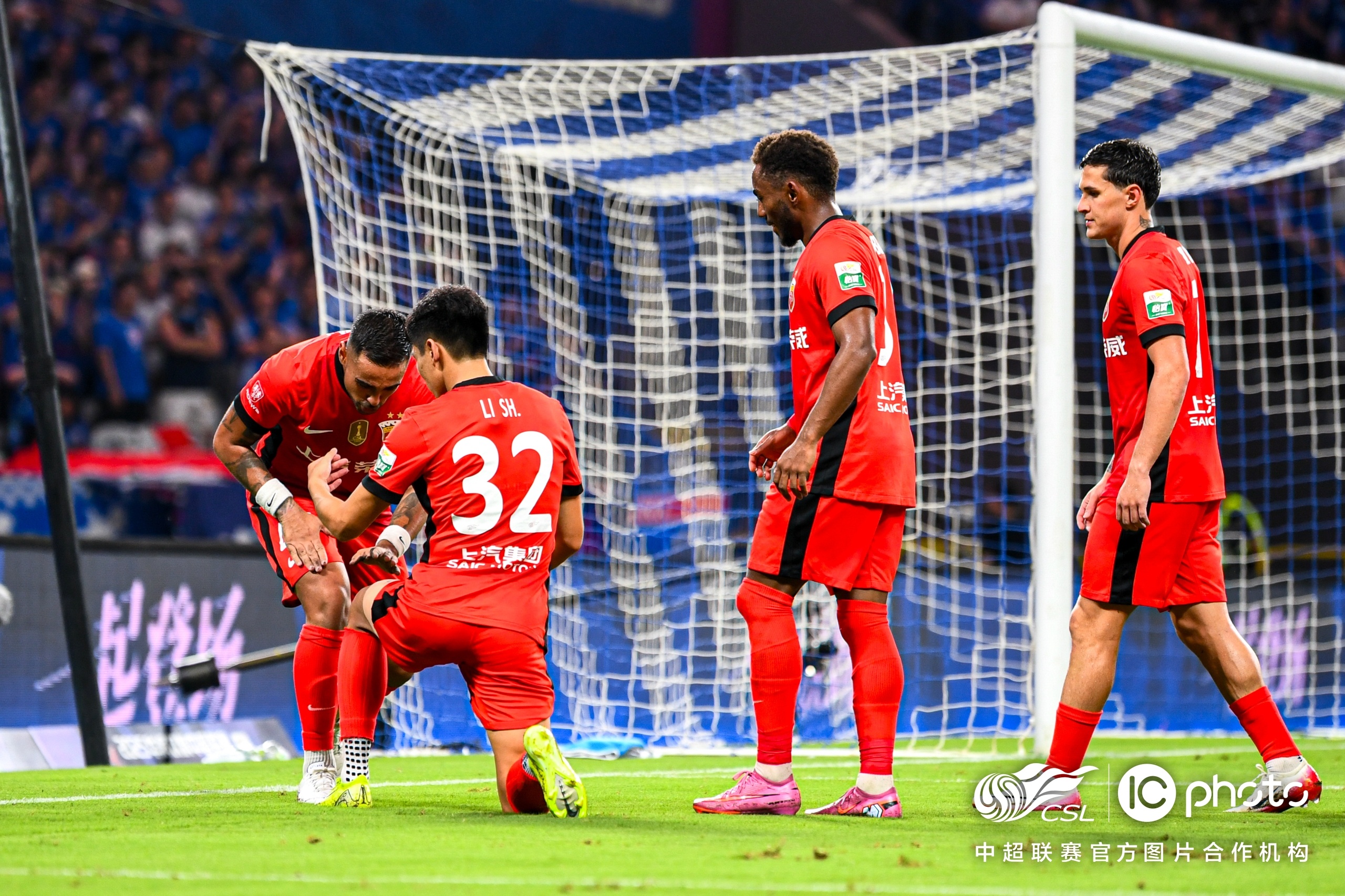 PG电子-阿尔滨队将与上海绿地申花在顶级比赛中对抗